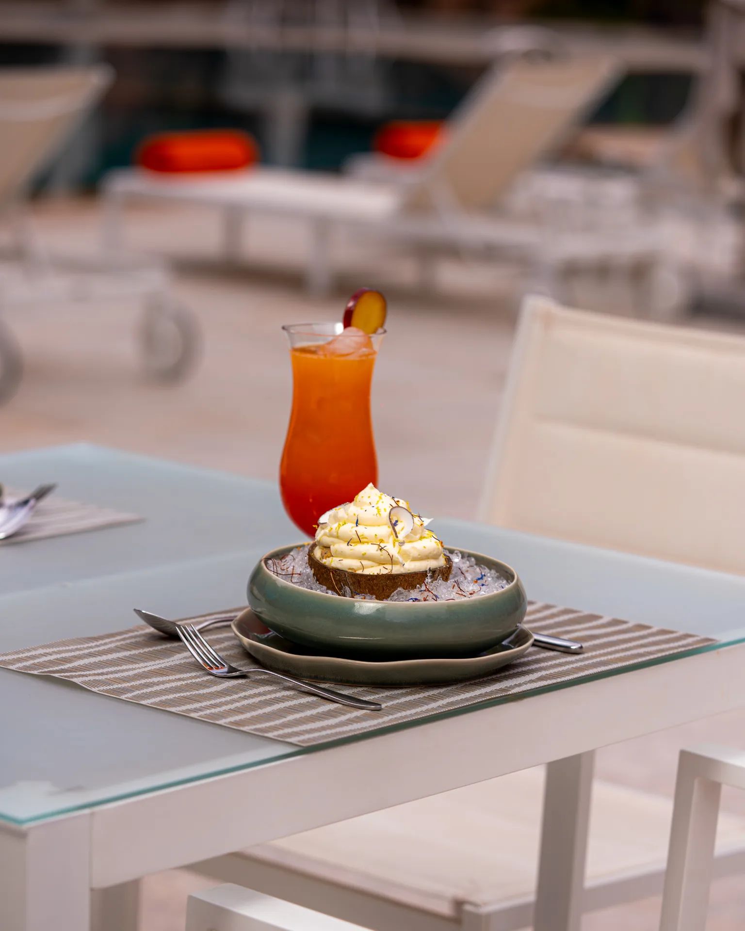 Petit-déjeuner terrasse