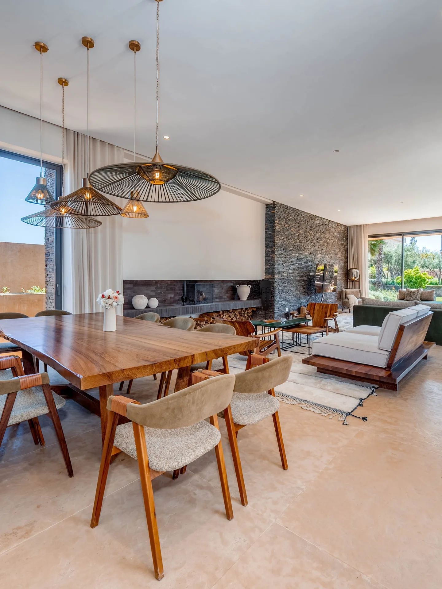 Shooting immobilier d'une villa à Marrakech — salle à manger